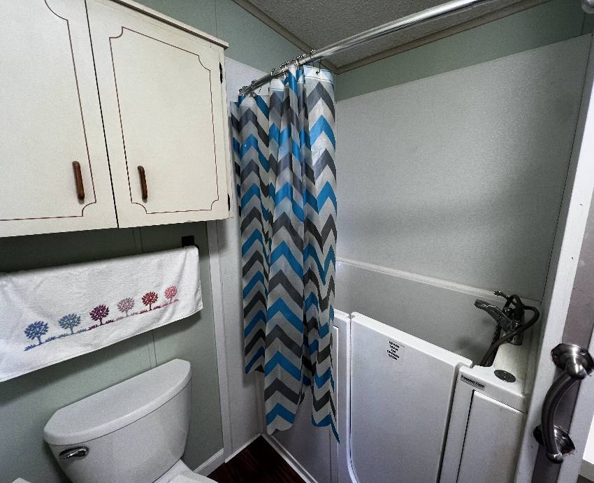 398 Tennis Lane a Winter Haven, FL Mobile or Manufactured Home for Sale